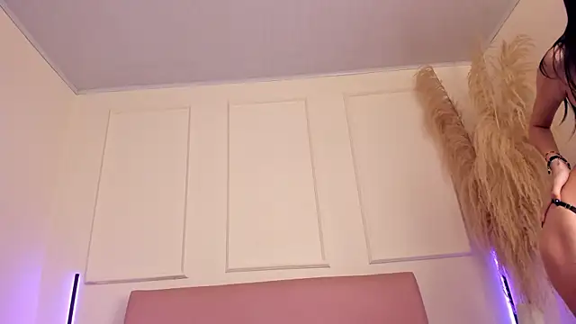 Lilily lv online show from September 19, 2025, 12:25 am