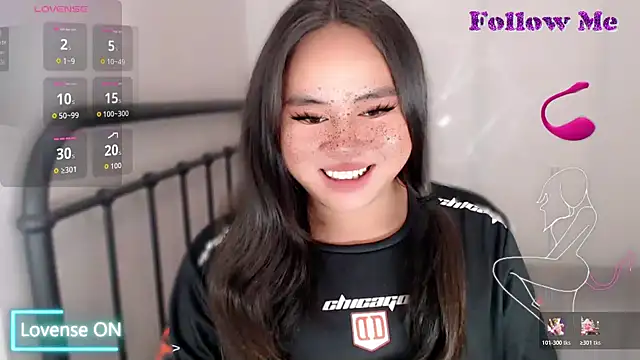 ursexy ceciliaxx online show from December 15, 2025, 6:58 pm