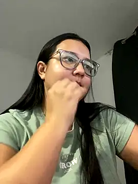 Kyleighc online show from October 26, 2025, 12:55 am