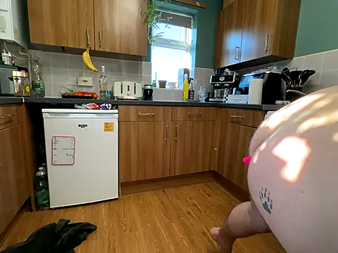 Snapshot of Dilfcam101 chatting on September 22, 2025, 7:14 am Dilfcam101 online show from September 22, 2025, 7:14 am