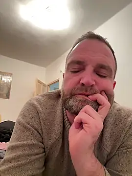 Snapshot of Dilfcam101 chatting on November 16, 2025, 6:23 pm Dilfcam101 online show from November 16, 2025, 6:23 pm