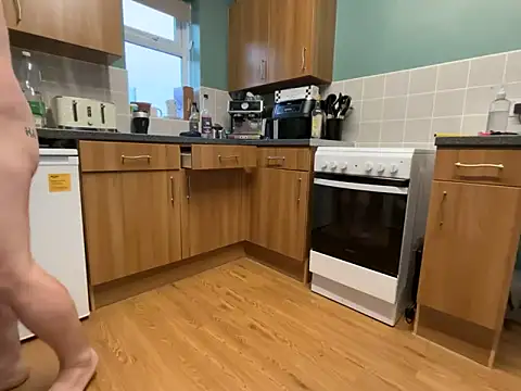 Snapshot of Dilfcam101 chatting on October 7, 2025, 7:20 am Dilfcam101 online show from October 7, 2025, 7:20 am