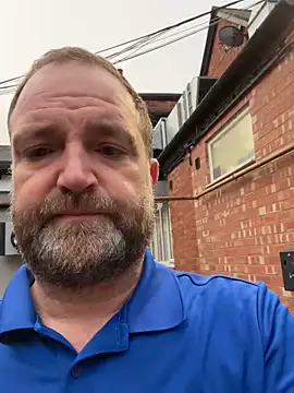 Snapshot of Dilfcam101 chatting on October 1, 2025, 6:18 am Dilfcam101 online show from October 1, 2025, 6:18 am