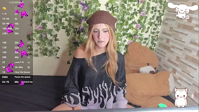 Snapshot of Amy_Moonlight chatting on June 11, 2026, 10:51 pm Amy Moonlight online show from June 11, 2026, 10:51 pm