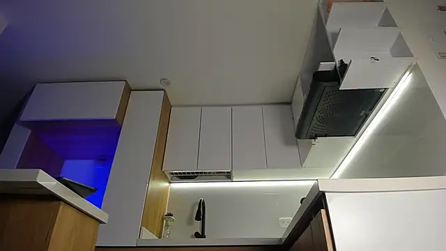 SusanClarck online show from September 27, 2025, 5:24 am