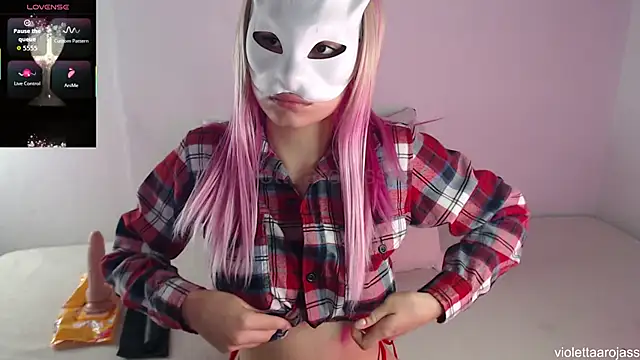 violettaarojass online show from October 31, 2025, 10:23 am