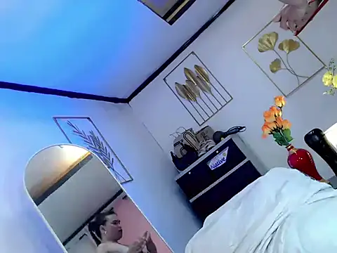 sexyhot janna online show from April 16, 2026, 6:03 am