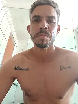 QfabO123 online show from October 15, 2025, 5:32 pm