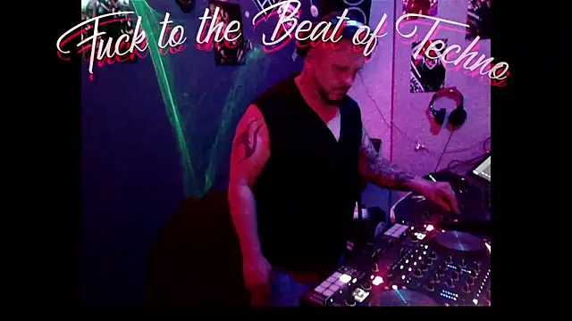 Wir2002Paar online show from March 14, 2026, 1:55 am