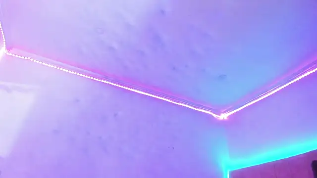 gabi steele online show from October 11, 2025, 6:20 pm