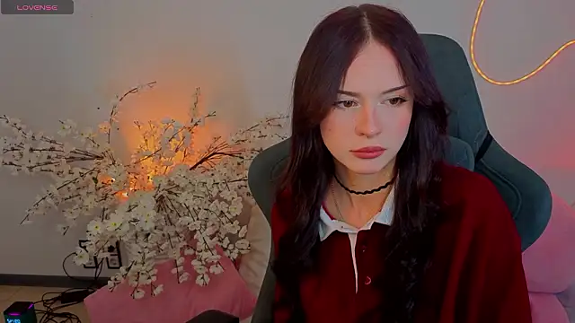 Adetta online show from March 25, 2026, 2:44 am