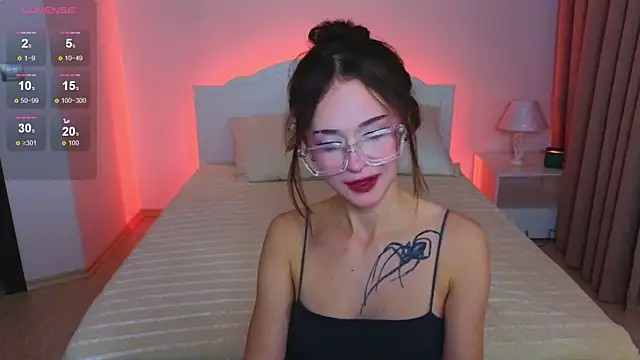 Snapshot of Adetta chatting on September 15, 2025, 10:26 am Adetta online show from September 15, 2025, 10:26 am