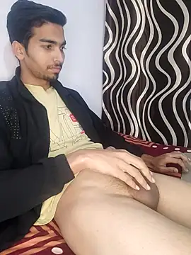 Sweetfucker  online show from December 3, 2025, 8:14 am