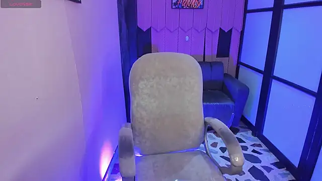 Snapshot of AmbarFoxx_ chatting on February 26, 2026, 8:25 am AmbarFoxx online show from February 26, 2026, 8:25 am