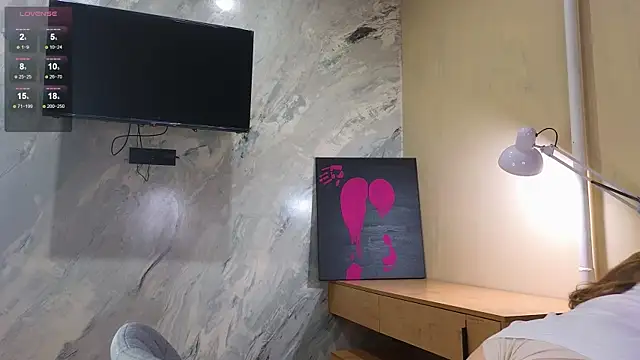 miss bubbles  online show from October 5, 2025, 12:23 am