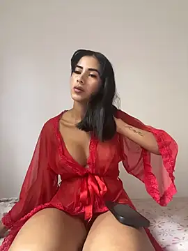 Snapshot of Valen_G111 chatting on April 7, 2026, 3:25 pm Valen G111 online show from April 7, 2026, 3:25 pm