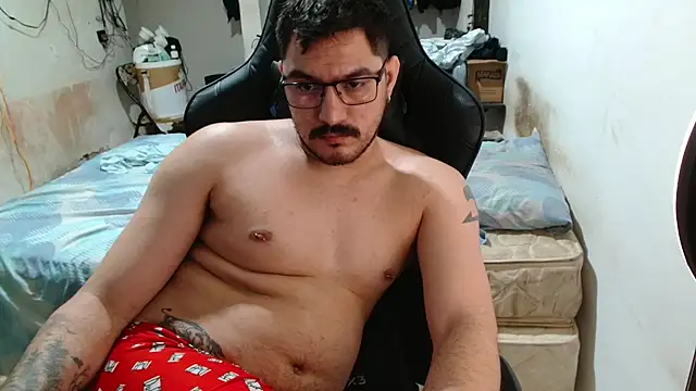 Leonino231 online show from June 27, 2026, 4:51 am