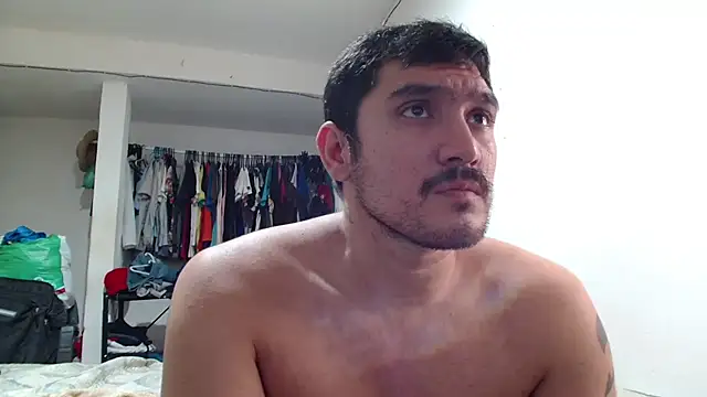 Leonino231 online show from February 9, 2026, 11:14 pm