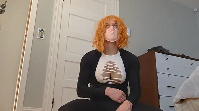 hungbottom603 online show from January 8, 2026, 11:55 pm