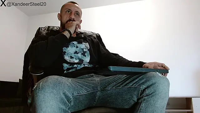 Xandeer Steel online show from October 3, 2025, 5:53 am