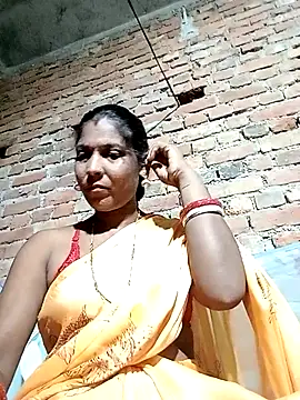 Savita992 online show from October 3, 2025, 2:51 pm