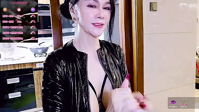 Snapshot of xinxinbabe chatting on November 28, 2025, 7:52 am xinxinbabe online show from November 28, 2025, 7:52 am