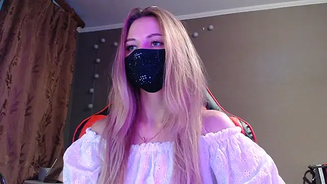 Iris lave online show from October 21, 2025, 3:11 pm