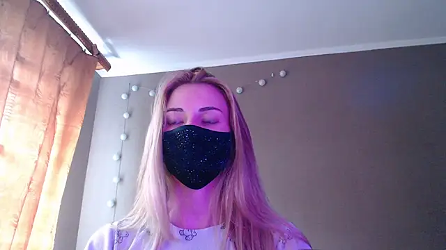 Iris lave online show from September 25, 2025, 2:01 pm