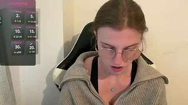 BustyKellyXXX online show from November 26, 2025, 3:34 pm