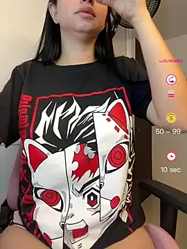 lucy grey25 online show from May 21, 2026, 1:52 pm