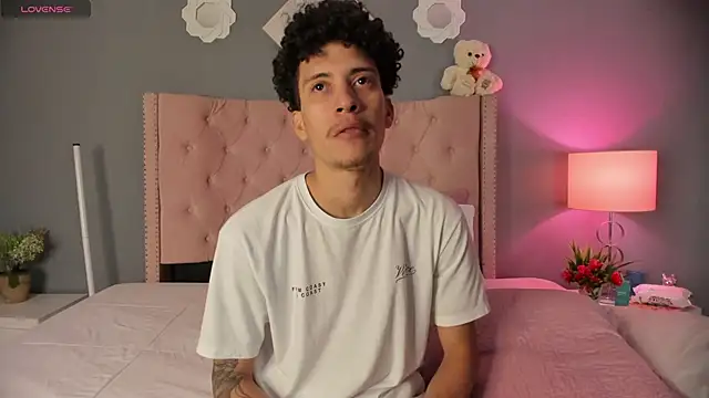 Joe And Emma online show from November 23, 2025, 1:04 am