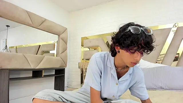 Ibratxandy online show from September 10, 2025, 8:52 pm