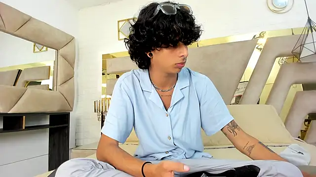 Ibratxandy online show from October 24, 2025, 1:21 pm