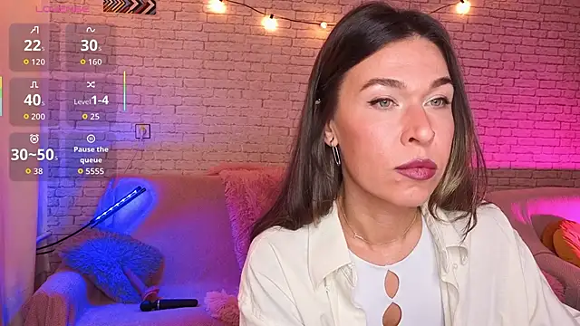 Snapshot of ReginaFoXXXy chatting on October 17, 2025, 11:56 am ReginaFoXXXy online show from October 17, 2025, 11:56 am