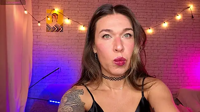 Snapshot of ReginaFoXXXy chatting on October 2, 2025, 8:50 am ReginaFoXXXy online show from October 2, 2025, 8:50 am