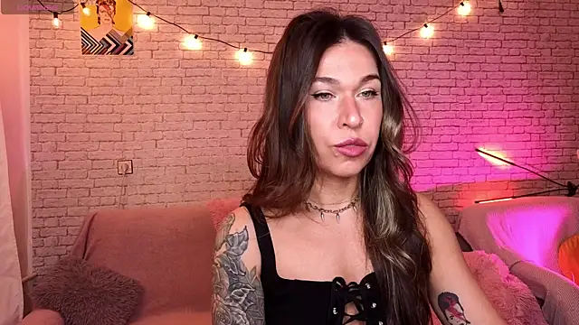 Snapshot of ReginaFoXXXy chatting on October 9, 2025, 10:16 am ReginaFoXXXy online show from October 9, 2025, 10:16 am