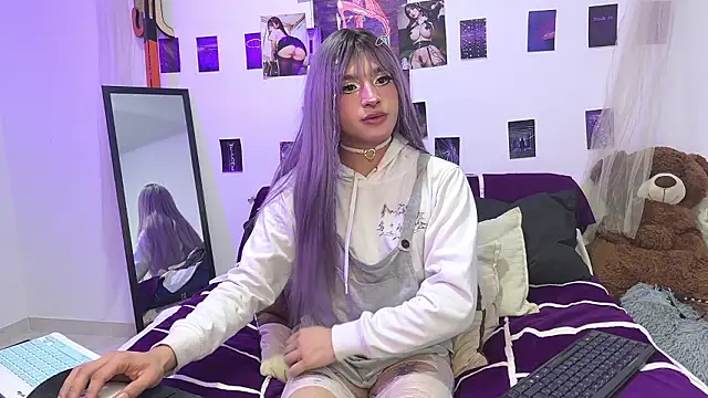  viollette  online show from March 23, 2026, 12:11 am