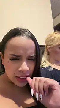 monikee69 online show from June 19, 2026, 2:50 am