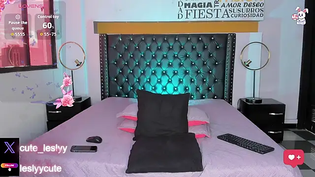 lesly cutee online show from October 15, 2025, 1:08 pm