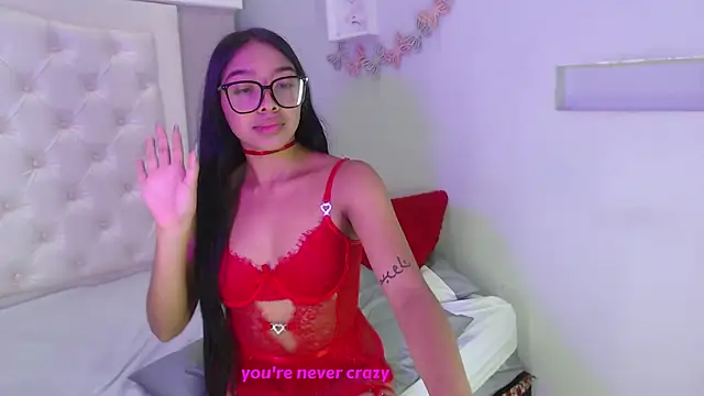 pocahontamoon online show from October 16, 2025, 2:47 pm