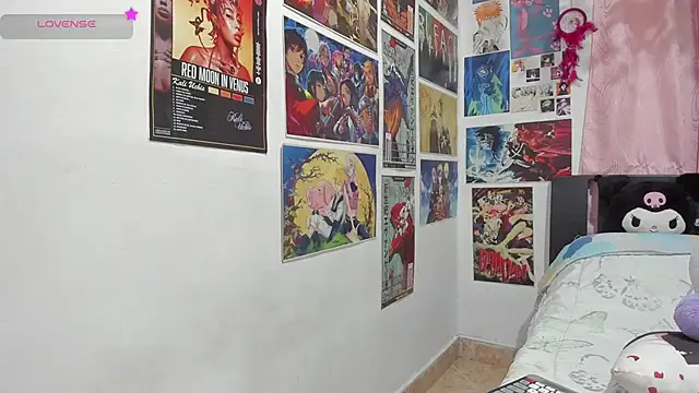 FluffyMelons online show from February 21, 2026, 11:07 pm