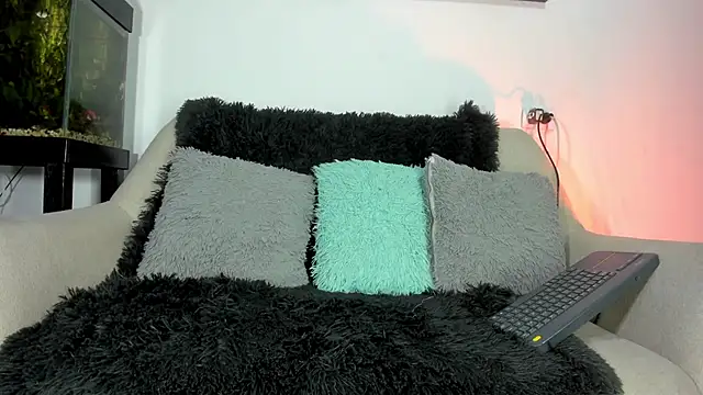 teo saenz online show from October 8, 2025, 9:44 am