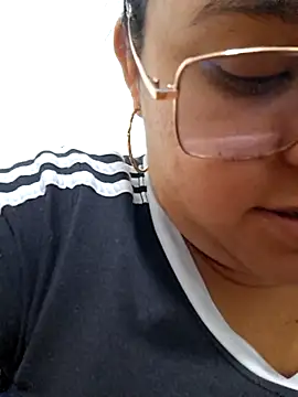 Snapshot of melodycharlotte chatting on September 11, 2025, 4:45 am melodycharlotte online show from September 11, 2025, 4:45 am