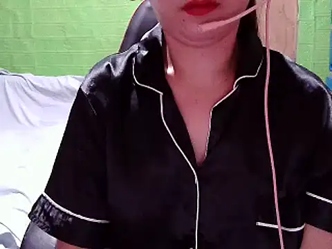 Snapshot of lucky_rona chatting on April 25, 2026, 2:14 pm lucky rona online show from April 25, 2026, 2:14 pm