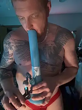 CloudyKingG online show from April 18, 2026, 8:16 am