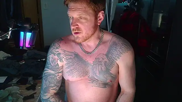 Snapshot of CloudyKingG chatting on March 5, 2026, 4:42 am CloudyKingG online show from March 5, 2026, 4:42 am