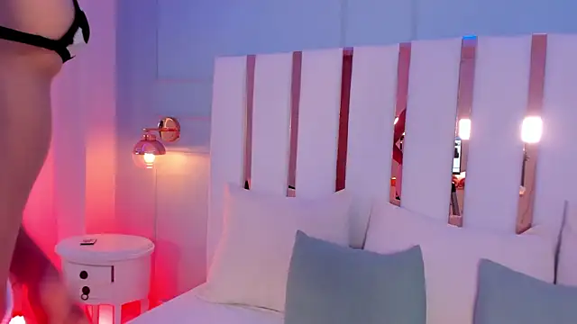 selene phmoon online show from October 6, 2025, 12:45 am