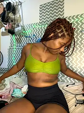 chocolatito-ho online show from September 25, 2025, 3:01 am