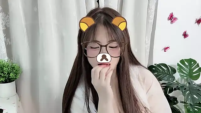 Amelia-babee online show from April 7, 2026, 10:39 am