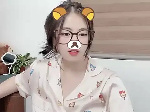 Amelia-babee online show from September 13, 2025, 5:13 pm